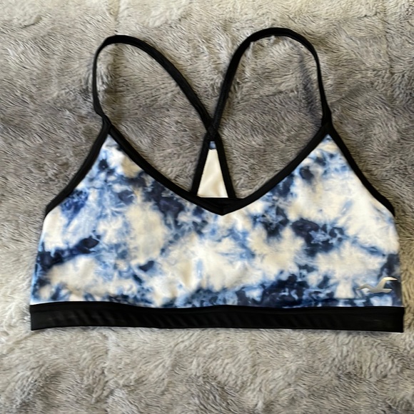 Size Large Hollister Sports Bra - Picture 1 of 3